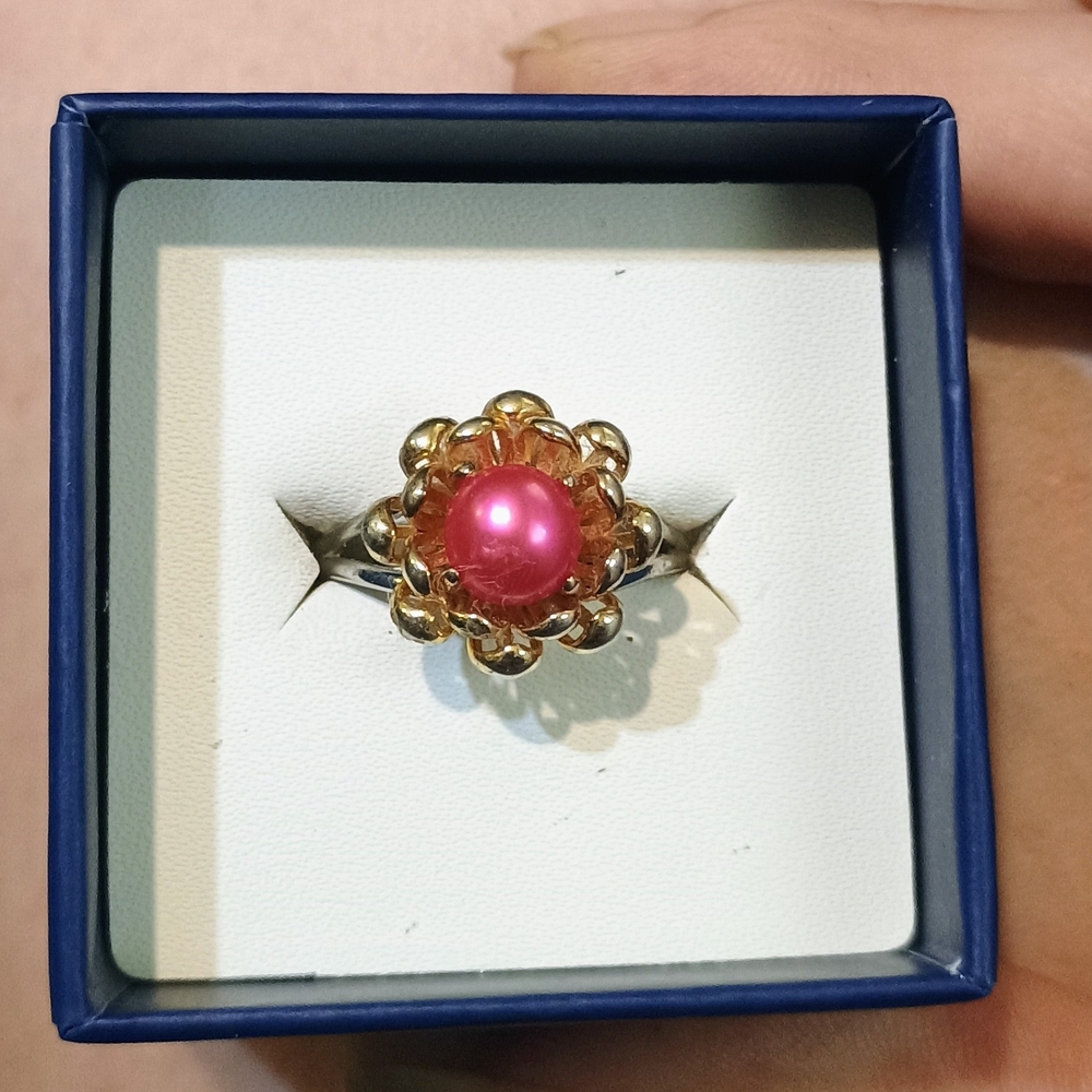 Elegant Gold and Pink Pearl Ring (.925 And Gold Plating)